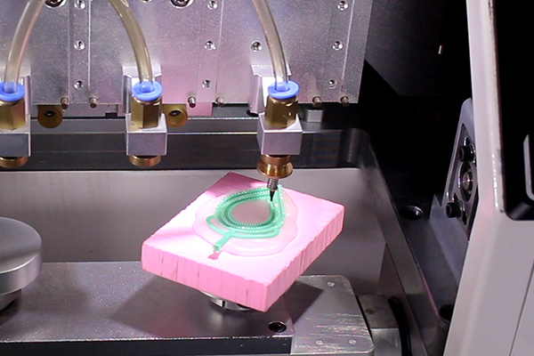 五軸點(diǎn)鉆機(jī)_珠寶蠟?zāi)Ｗ詣?dòng)鑲鉆